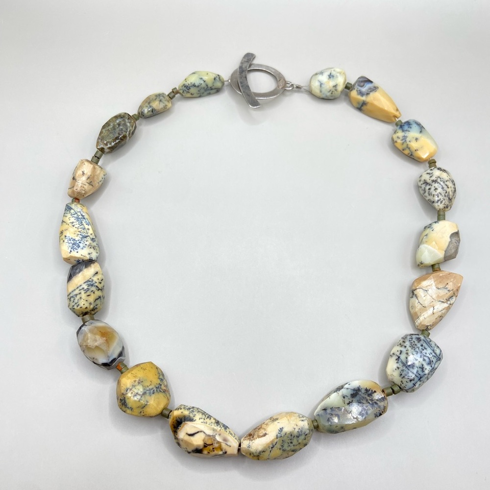 Saki Sterling Silver Stone Toggle Necklace